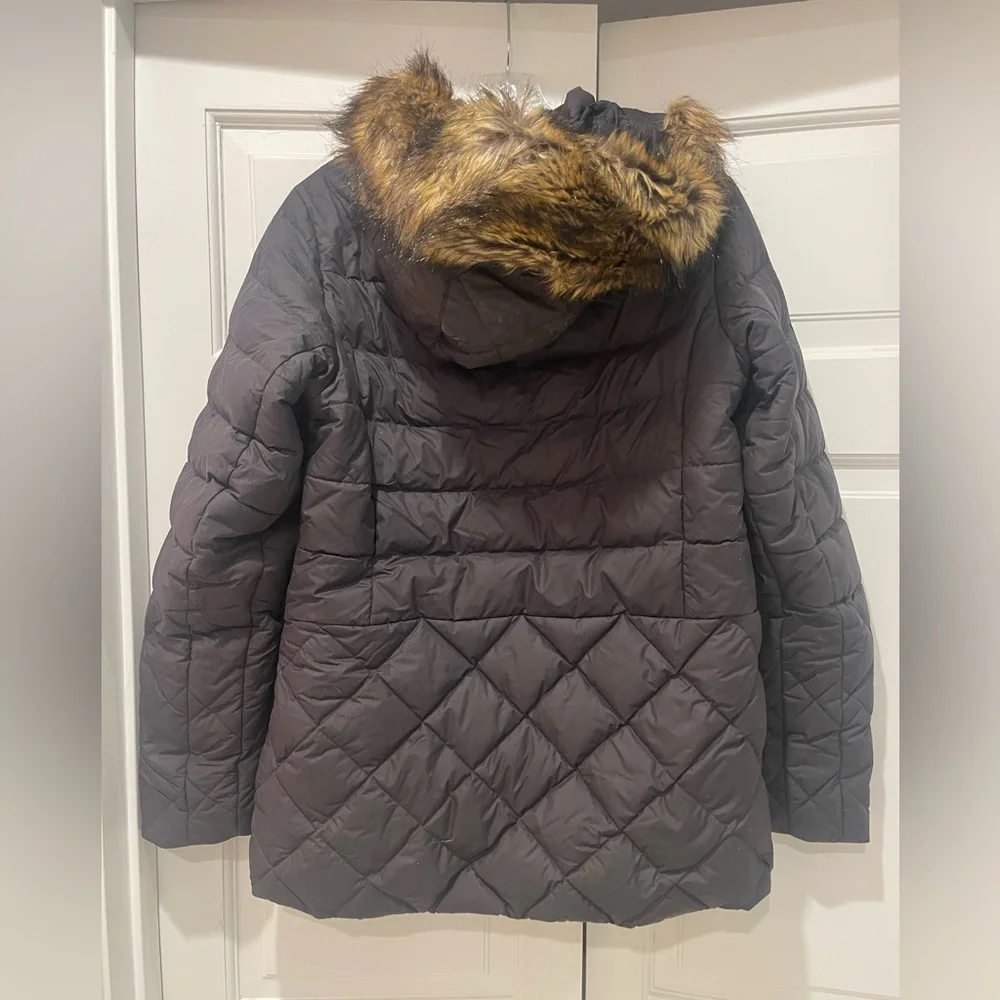 The North Face Women’s Down Puffer Jacket Faux Fur Hood Ski Coat Size M - Picture 2 of 13